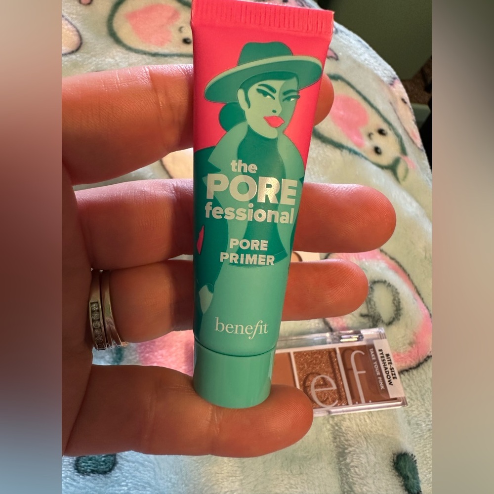 Makeup bundle - Picture 4 of 7